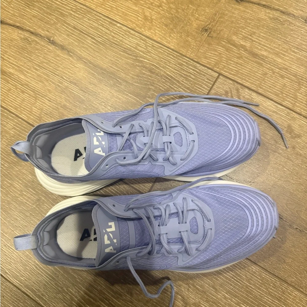 APL Women's TechLoom Running Sneakers - Lavender & White